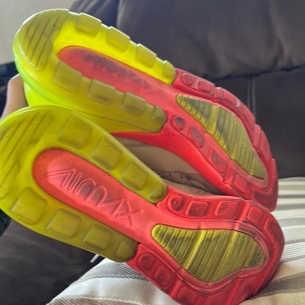 Nike Air Max 270 Desert Sand Sneakers - Picture 11 of 15